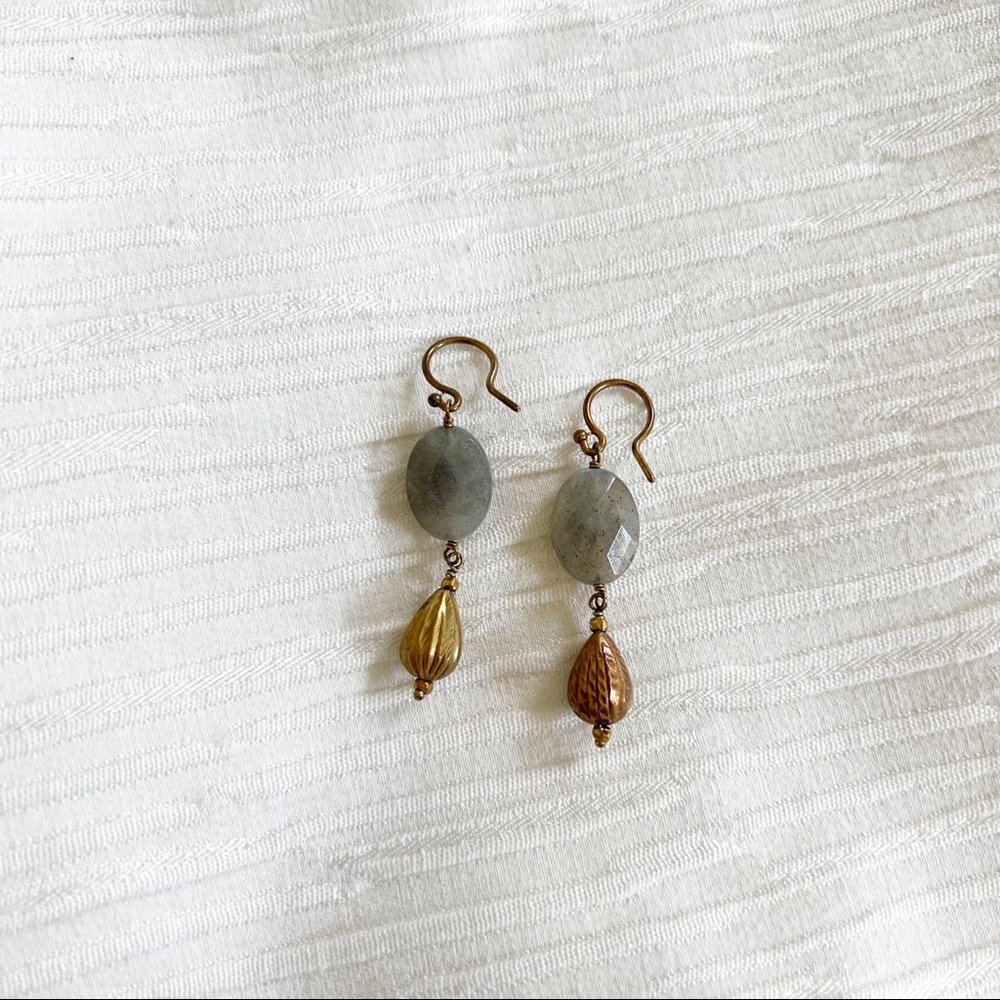 Drop Earrings with Stone
